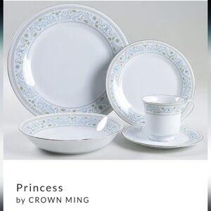 Princess 5 Piece Place Settings